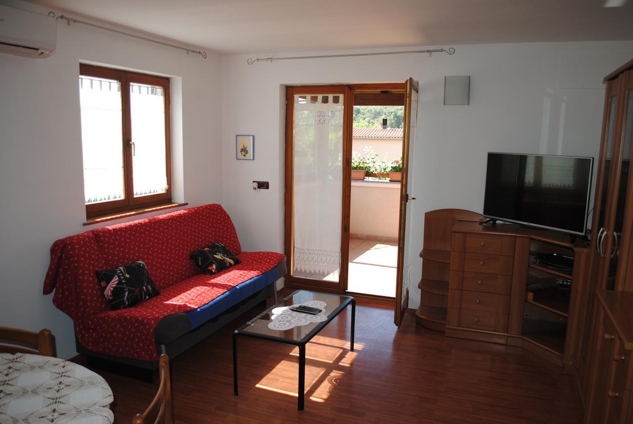 Holiday Home Ana Pula Exterior photo